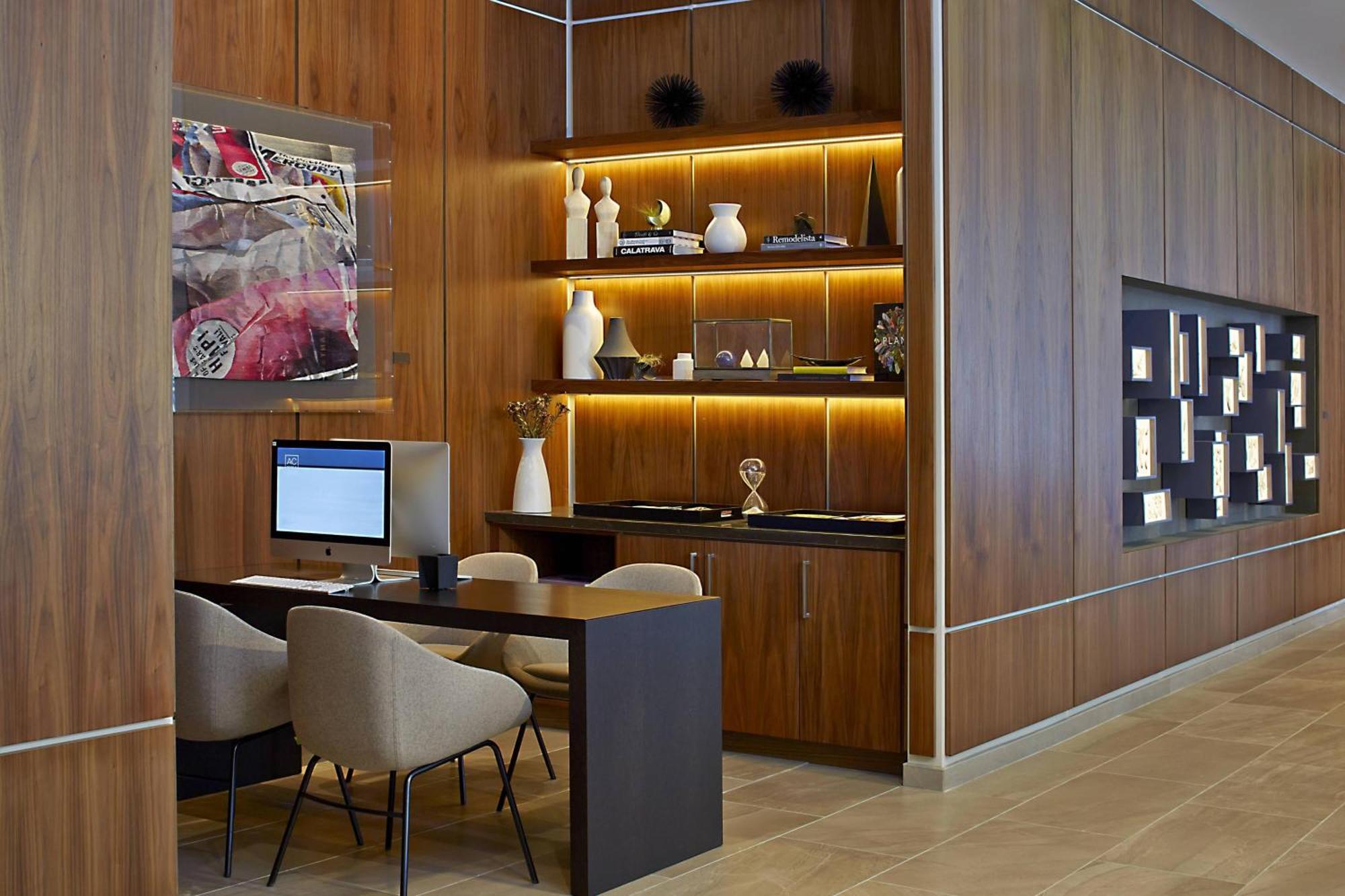 Ac Hotel By Marriott Portland Downtown, Or Экстерьер фото